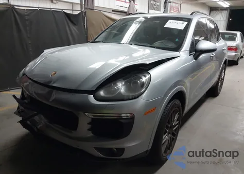 2017 Porsche Cayenne Platinum Edition z USA, uszkodzony, nr VIN WP1AA2A21HKA86673